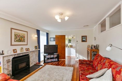 Photo of property in 5 Silverbirch Grove, Churton Park, Wellington, 6037