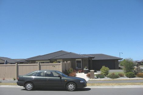 Photo of property in 44 Pohutukawa Crescent, Parklands, Christchurch, 8083