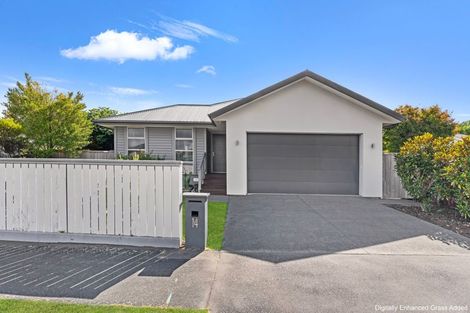 Photo of property in 14 Caithness Street, New Brighton, Christchurch, 8083