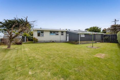 Photo of property in 5 Climie Crescent, Hawera, 4610