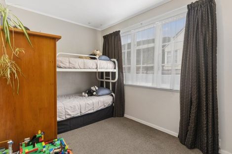 Photo of property in 76 Wilkie Crescent, Naenae, Lower Hutt, 5011