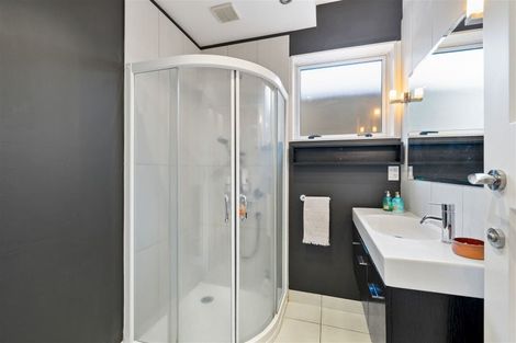 Photo of property in 11 Bishop Street, St Albans, Christchurch, 8014