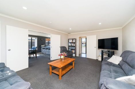 Photo of property in 23 Geneva Terrace, Kelvin Grove, Palmerston North, 4414