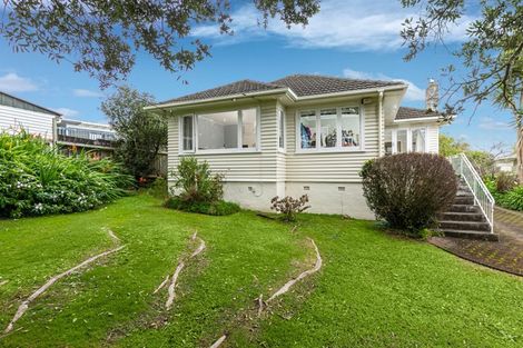 Photo of property in 22 Brandon Road, Glen Eden, Auckland, 0602