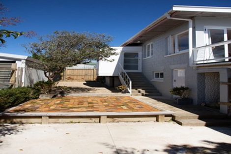 Photo of property in 1/5 Glenview Road, Glen Eden, Auckland, 0602