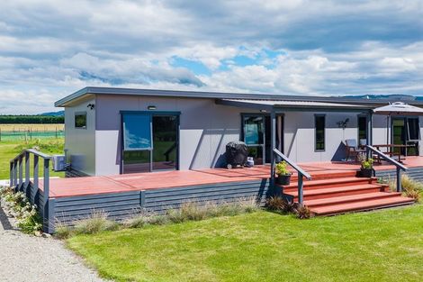 Photo of property in 46 Bathgates Road, Waimate, 7980