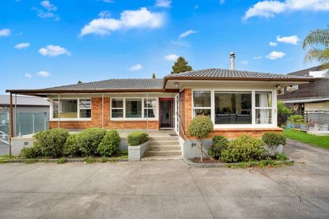 Photo of property in 9 Mccall Place, Opaheke, Papakura, 2113