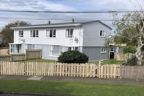 Photo of property in 34 Cook Street, Marfell, New Plymouth, 4310