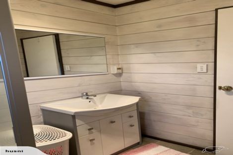 Photo of property in 2/7 Wyman Place, Pakuranga Heights, Auckland, 2010