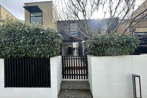 Photo of property in 17 Isitt Road, Hobsonville, Auckland, 0616