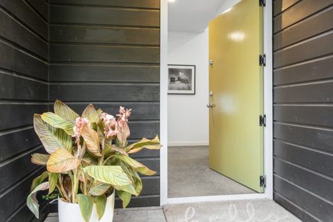 Photo of property in 60 Holmes Road, Manurewa, Auckland, 2102