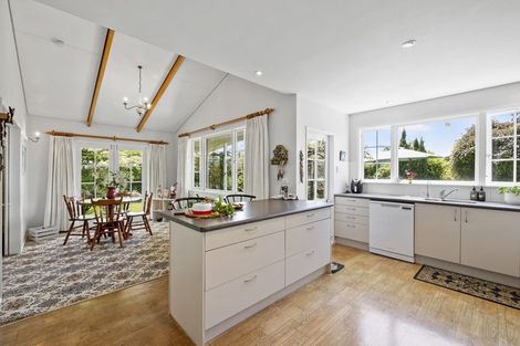 Photo of property in 29 Nevada Drive, Merrilands, New Plymouth, 4312