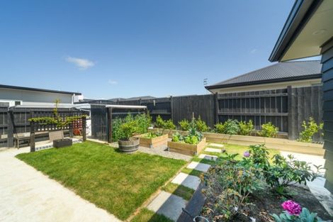 Photo of property in 7 Butler Place, Fitzherbert, Palmerston North, 4410