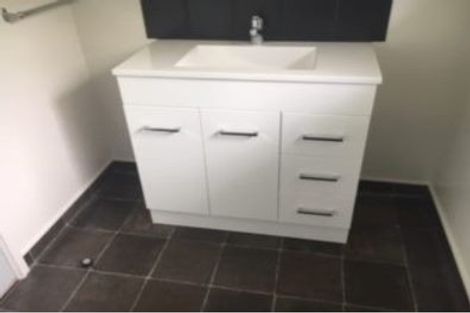 Photo of property in 2 Allen Road, Raumati Beach, Paraparaumu, 5032