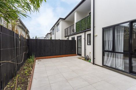 Photo of property in 8a Defoe Place, Waltham, Christchurch, 8023