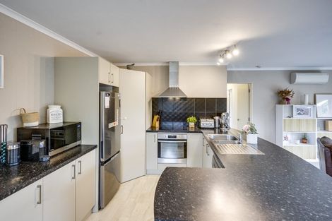 Photo of property in 57b O'dowd Road, Taradale, Napier, 4112