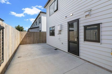 Photo of property in 8c Kent Road, Manurewa, Auckland, 2102