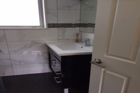 Photo of property in 253 Swanson Road, Henderson, Auckland, 0610