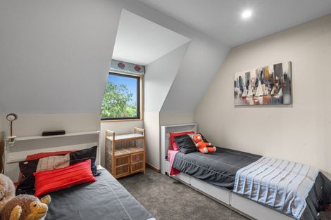 Photo of property in 24 Highland Place, Avonhead, Christchurch, 8042