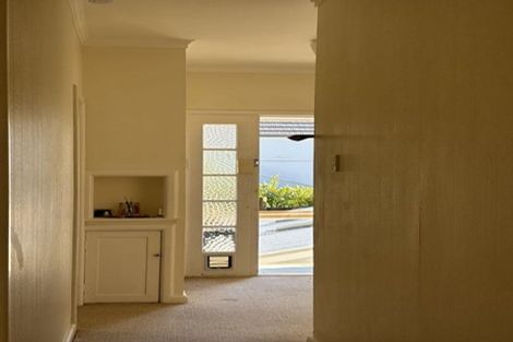 Photo of property in 122 Grafton Road, Roseneath, Wellington, 6011