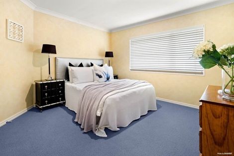 Photo of property in 12 Brooke Ridge Rise, East Tamaki Heights, Auckland, 2016