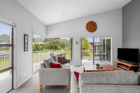Photo of property in 116 Patuwai Drive, Whangamata, 3620