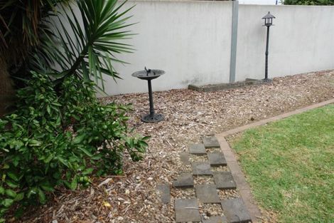 Photo of property in 2 Westvale Avenue, Ranui, Auckland, 0612