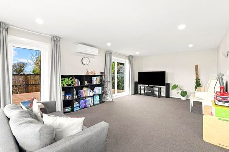 Photo of property in 68 Oakhampton Street, Hornby, Christchurch, 8042