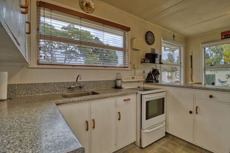 Photo of property in 2 Bennett Place, Onekawa, Napier, 4110