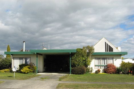 Photo of property in 13 Mclean Terrace, Waipukurau, 4200