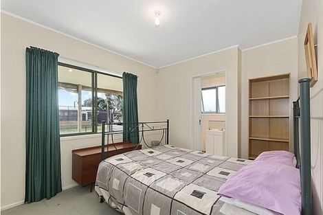 Photo of property in 124 One Tree Point Road, One Tree Point, 0118