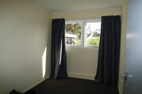 Photo of property in 18a Titoki Road, Waikanae Beach, Waikanae, 5036