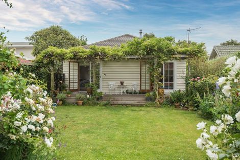 Photo of property in 65 Windermere Road, Papanui, Christchurch, 8053