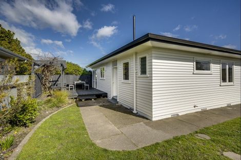 Photo of property in 1 Palmerston Road, Havelock North, 4130