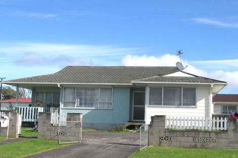 Photo of property in 2 Hindmarsh Street, Henderson, Auckland, 0612