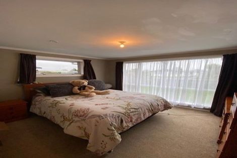 Photo of property in 20 Waratah Street, Avondale, Christchurch, 8061