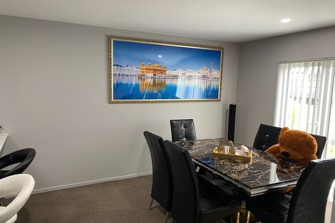 Photo of property in 15 Tribute Loop, Takanini, 2112