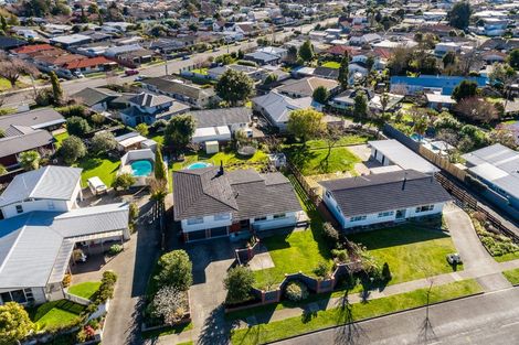 Photo of property in 9 Upham Crescent, Taradale, Napier, 4112
