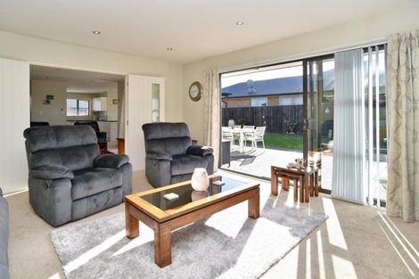 Photo of property in 32 Kotare Avenue, Rangiora, 7400