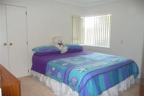 Photo of property in 17 Farringdon Avenue, Rototuna North, Hamilton, 3210