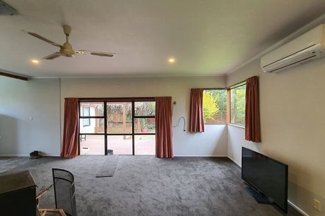 Photo of property in 90 Rhodes Street, Waimate, 7924