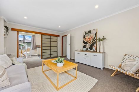 Photo of property in 32 Bateman Avenue, Bryndwr, Christchurch, 8053