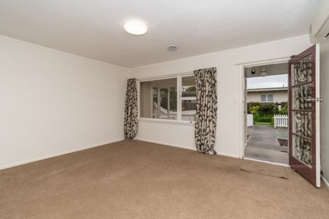 Photo of property in 3/9a Curletts Road, Sockburn, Christchurch, 8042