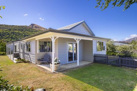 Photo of property in 75 Centennial Avenue, Arrowtown, 9302