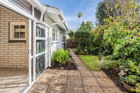Photo of property in 21b Aubrey Street, Regent, Whangarei, 0112