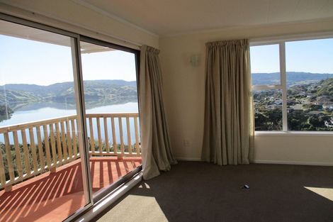 Photo of property in 39 Oak Avenue, Paremata, Porirua, 5024