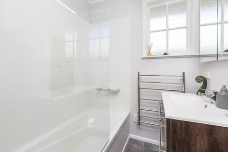 Photo of property in 35 Tacoma Drive, Totara Park, Upper Hutt, 5018