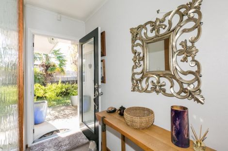 Photo of property in 11 Surrey Street, Taradale, Napier, 4112
