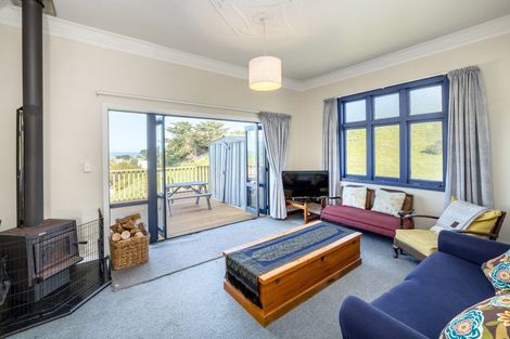 Photo of property in 346 Cape Palliser Road, Whangaimoana, Pirinoa, 5772