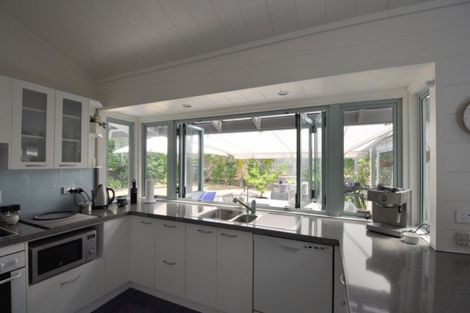 Photo of property in 18 Conqueror Rise, Pauanui, Hikuai, 3579